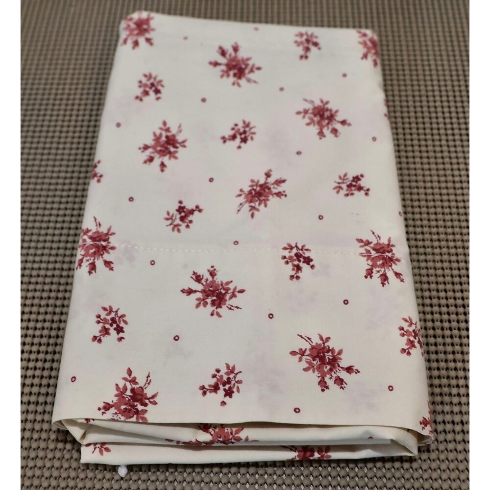 WestPoint Stevens Pillowcase King Floral Cotton Blend Made in USA Vintage
